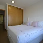 Flatselect Plaza Apartment *